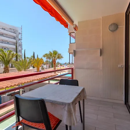Sea View In Puerto Colon Terrace And Pool דירה